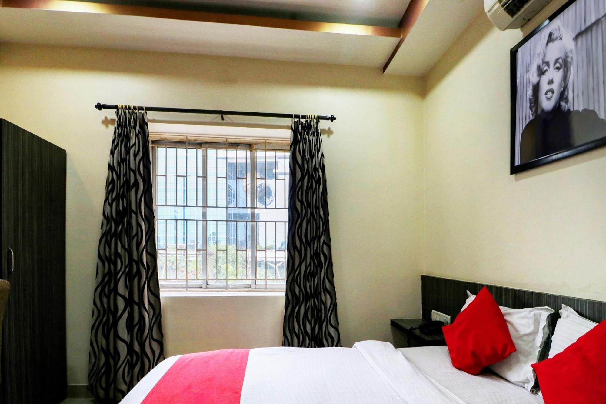 Oyo Flagship 1805 Hotel Star Delight Panchuria Exterior foto